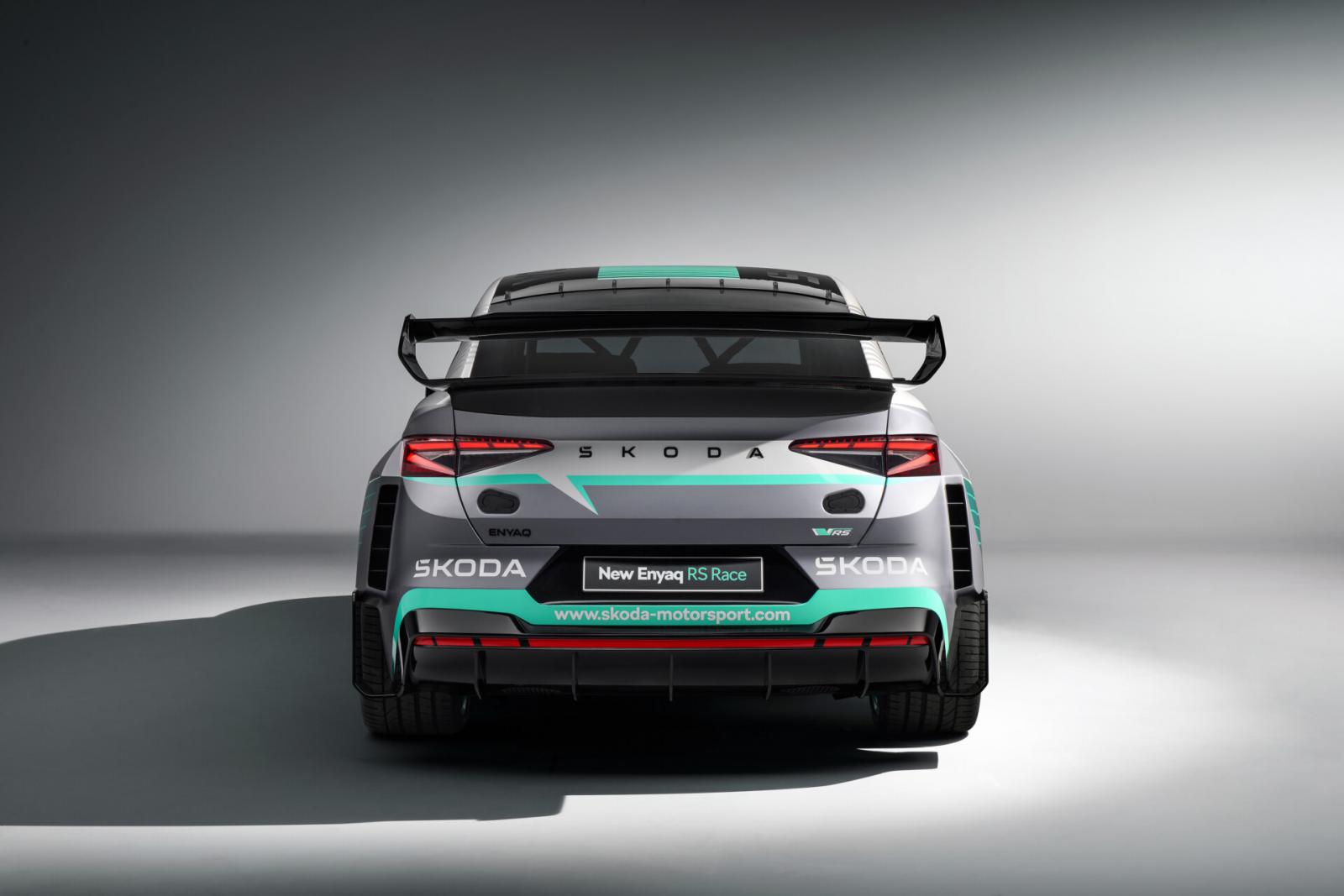 Skoda Enyaq RS Race: Επέστρεψε με βιώσιμες ιδέες για μοντέλα παραγωγής